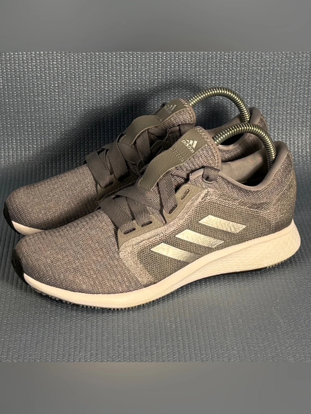 Adidas Edge Lux 4 Gray Running Shoes Women’s Size 7